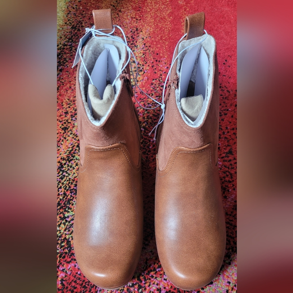 Universal Thread Brown Clog Heeled Ankle Boots